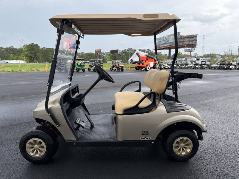 2019 E-Z-GO TXT