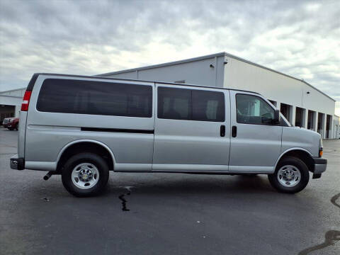 2024 Chevrolet Express LS 3500
