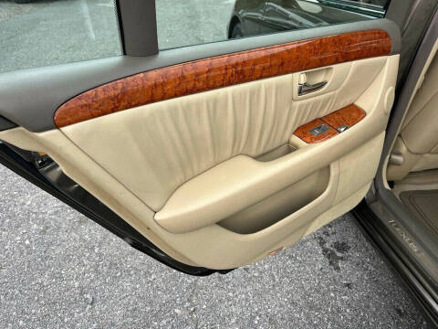 2006 Lexus LS 430