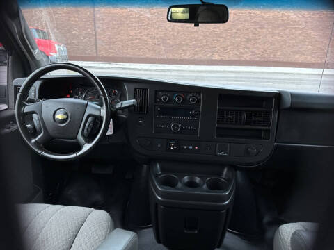 2020 Chevrolet Express 2500