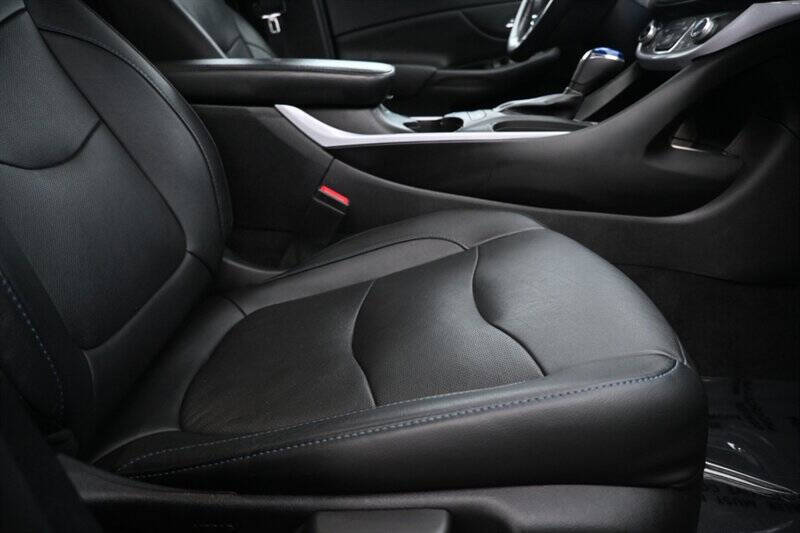 2018 Chevrolet Volt LT