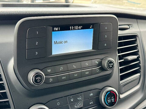 2025 Ford Transit 250