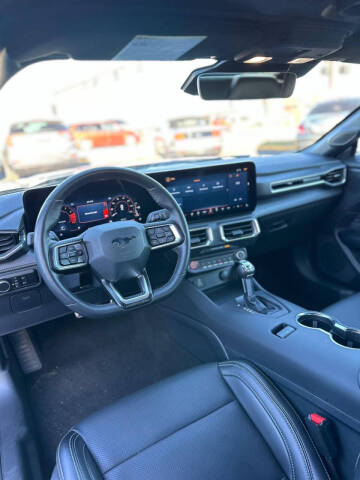 2025 Ford Mustang EcoBoost Premium