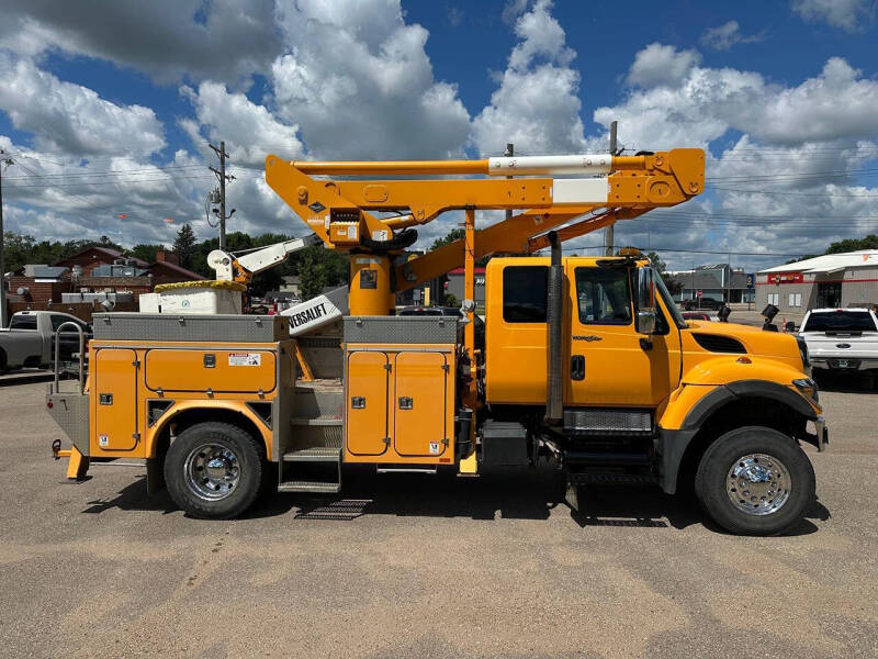 2011 International WorkStar 7400