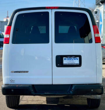 2023 Chevrolet Express LS 3500