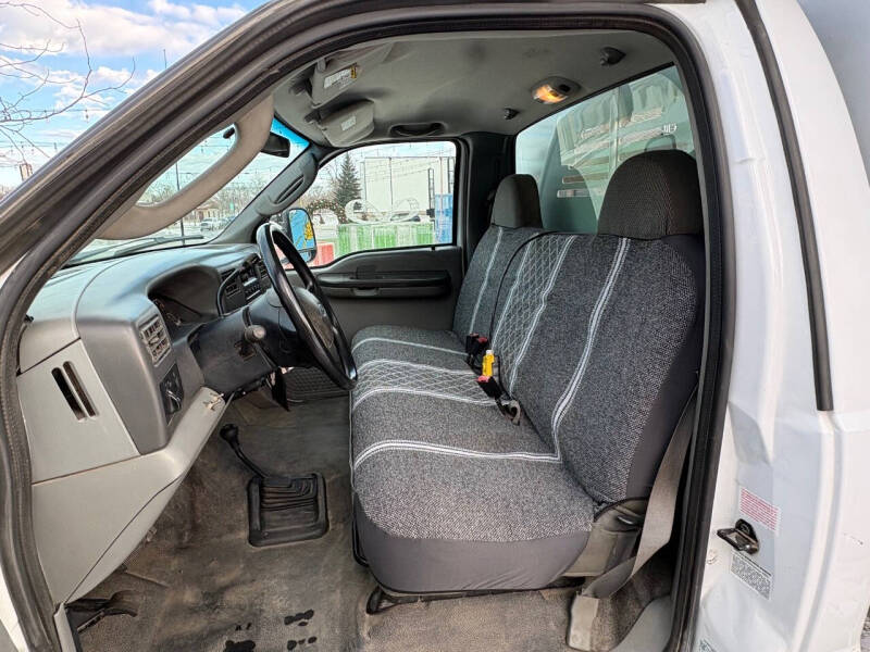 Image of 2003 Ford F-550 Super Duty