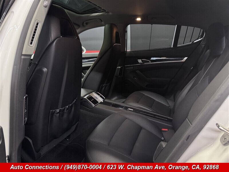 2012 Porsche Panamera