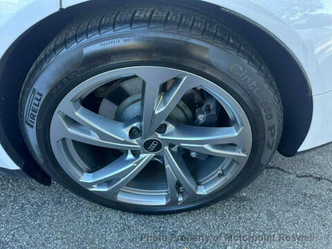 2023 Audi e-tron GT quattro Premium Plus