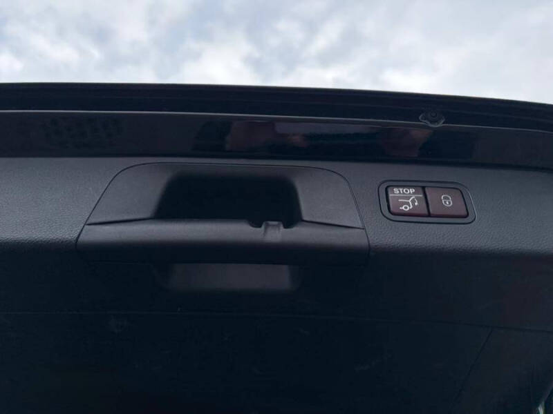 2019 Mercedes-Benz GLC GLC 300 4MATIC