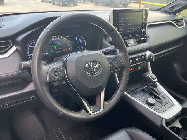 2020 Toyota RAV4 Hybrid XSE