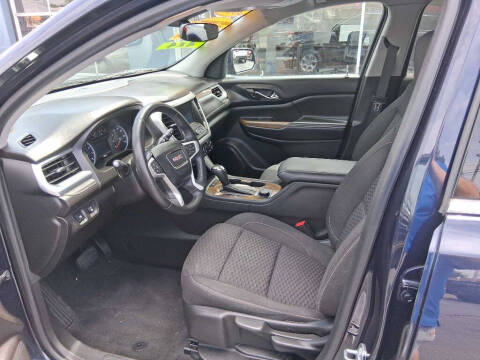 2017 GMC Acadia SLE-1