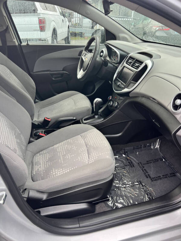 2020 Chevrolet Sonic LT