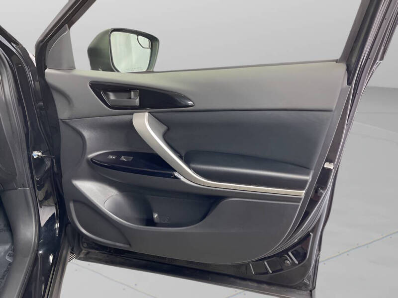 2023 Mitsubishi Eclipse Cross LE