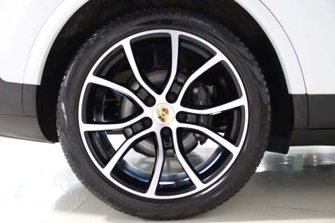 2023 Porsche Cayenne