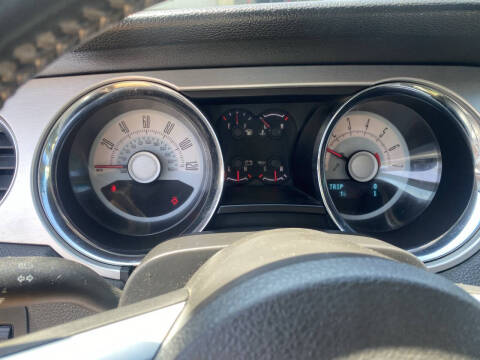 2010 Ford Mustang V6