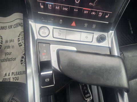 2019 Audi e-tron quattro Premium Plus