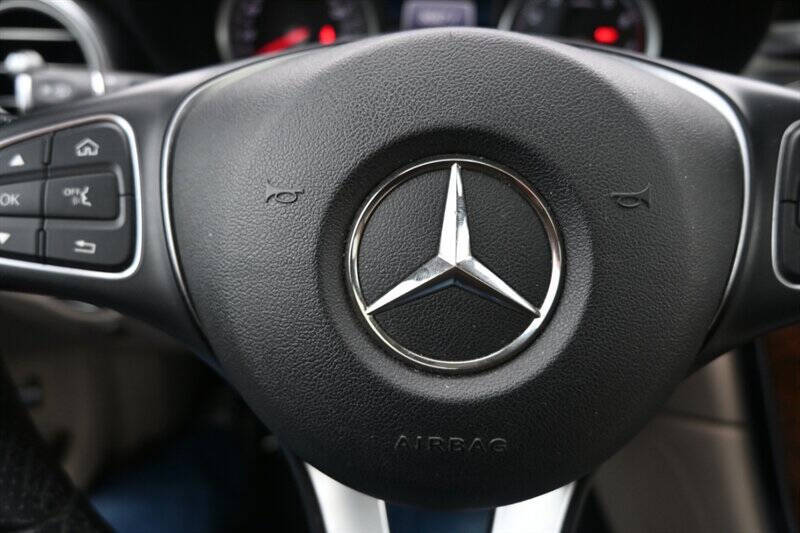 2018 Mercedes-Benz GLC GLC 300 4MATIC