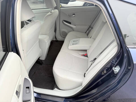 2014 Toyota Prius Five