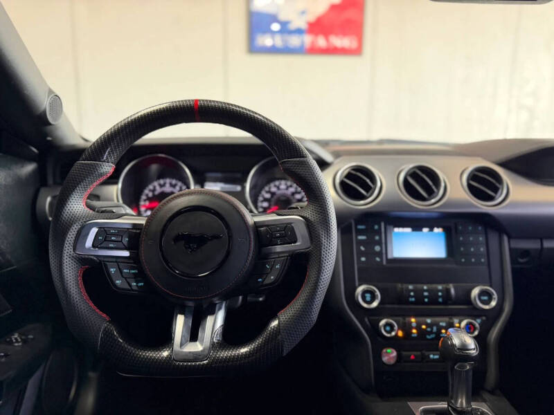 2021 Ford Mustang