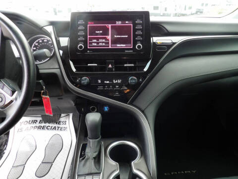 2022 Toyota Camry LE