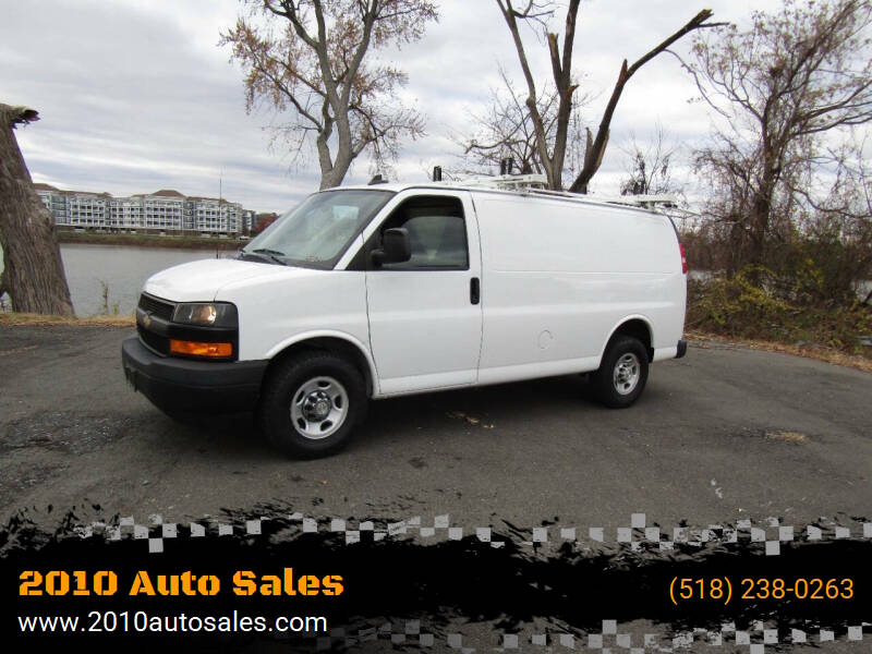 2020 Chevrolet Express Cargo Work Van's photo