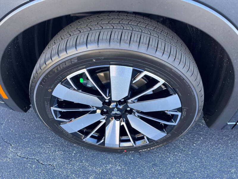 2025 Mitsubishi Outlander SEL