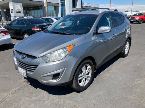 2012 Hyundai Tucson for sale at Vision Auto Sales in Sacramento CA