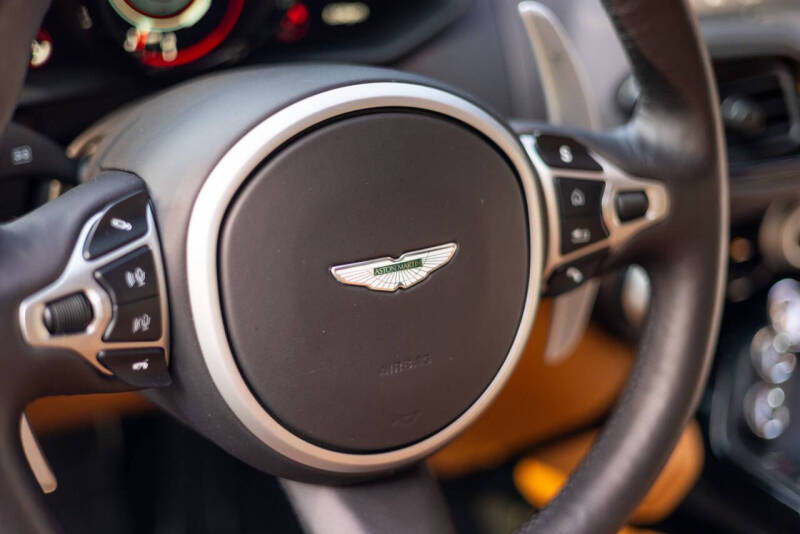 2023 Aston Martin Vantage