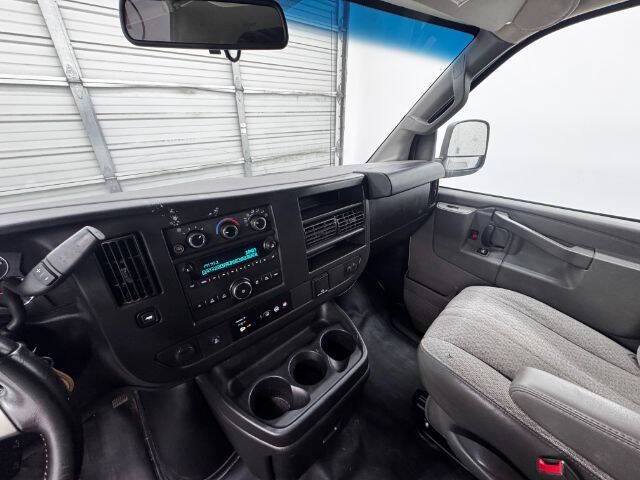 2017 Chevrolet Express 2500