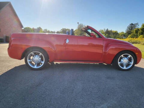 2004 Chevrolet SSR LS