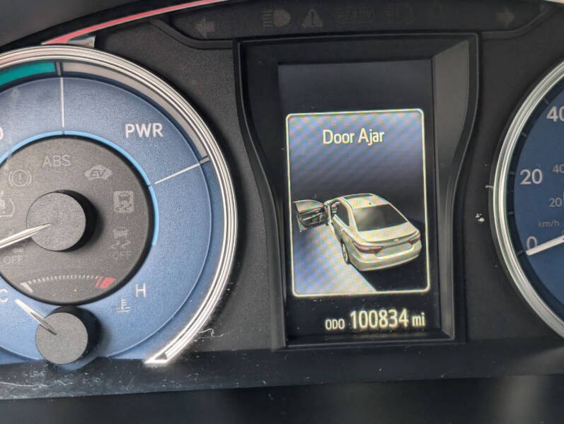 2017 Toyota Camry Hybrid XLE