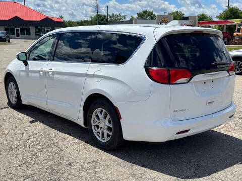 2017 Chrysler Pacifica Touring