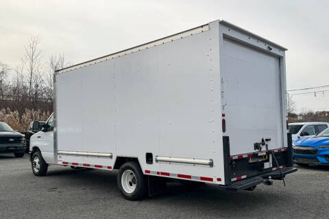 2024 Ford E-Series E-350 SD