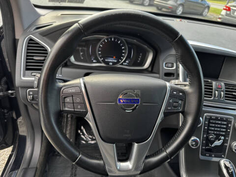 2016 Volvo XC60 T6 Drive-E