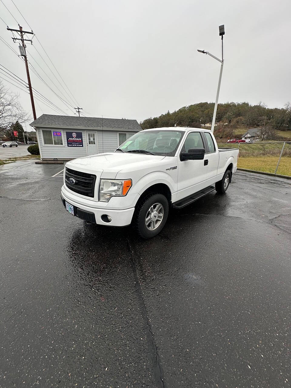 2013 Ford F-150 for sale at Jordan Motors in Roseburg, OR