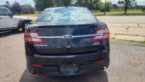 2015 Ford Taurus SEL