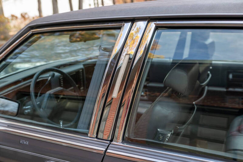 1992 Cadillac Brougham