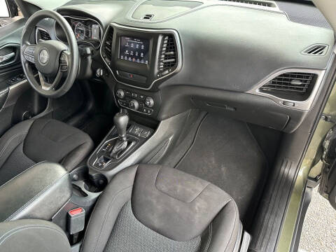 2019 Jeep Cherokee Latitude