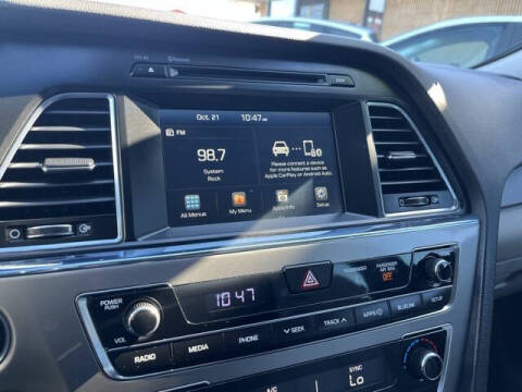 2017 Hyundai Sonata Hybrid SE