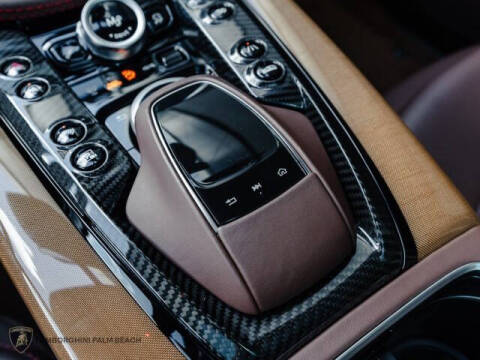 2023 Aston Martin DBX 707