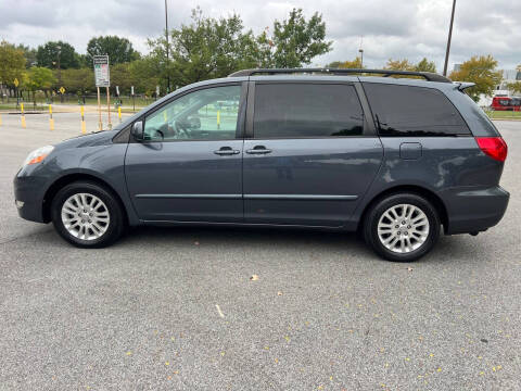2009 Toyota Sienna XLE