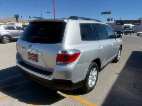 2012 Toyota Highlander SE