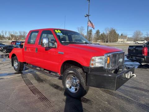 2006 Ford F-350 Super Duty for sale at Newcombs North Certified Auto Sales in Metamora MI