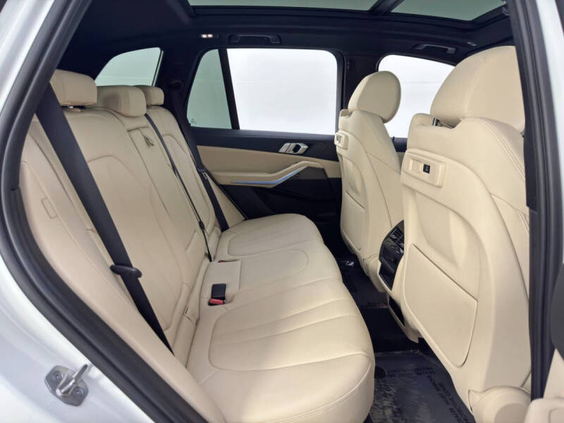 2022 BMW X5 xDrive45e