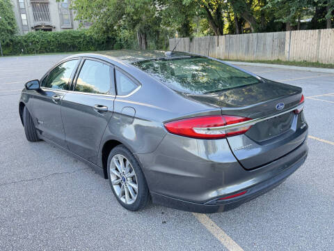 2017 Ford Fusion Hybrid SE