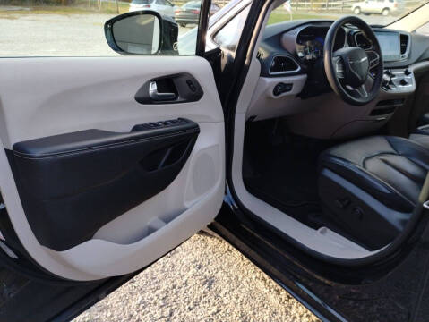 2022 Chrysler Pacifica Touring L