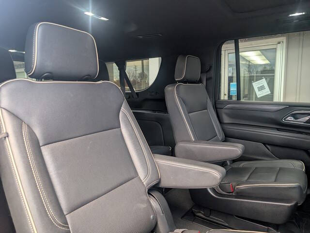 2022 GMC Yukon XL SLT