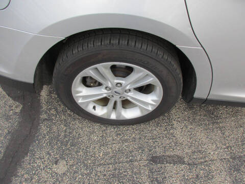 2018 Ford Taurus SEL