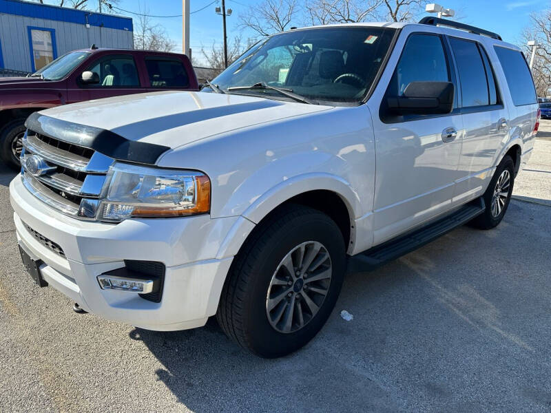2015 Ford Expedition for sale at AutoMax Used Cars of Toledo in Oregon OH