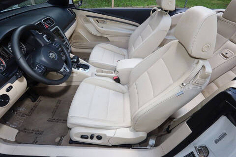 2011 Volkswagen Eos Komfort SULEV